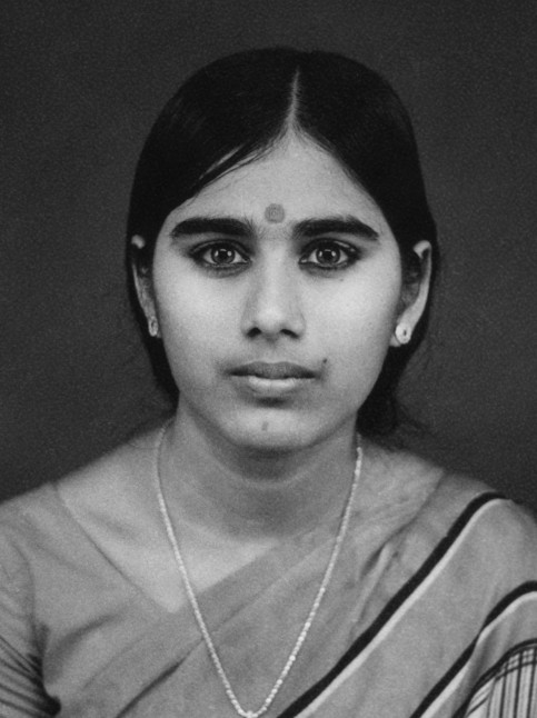 Mutter Meera im Alter von 18, Puducherry Mutter Meera
